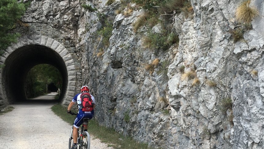 MTB_TRIESTE_OUTDOOR_ACTIVITIES.JPG