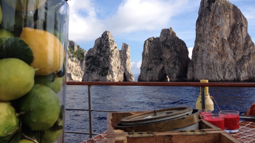 capri_boat_tour.JPG