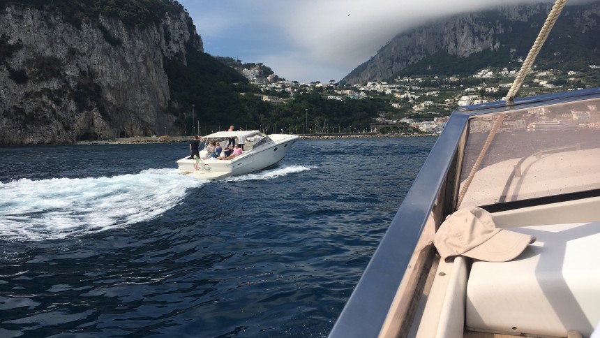 capri_speedboat_tour.JPG
