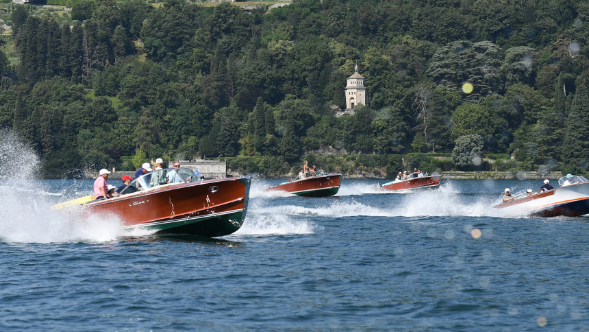 2.riva_boat_tour_lake_como_.jpg