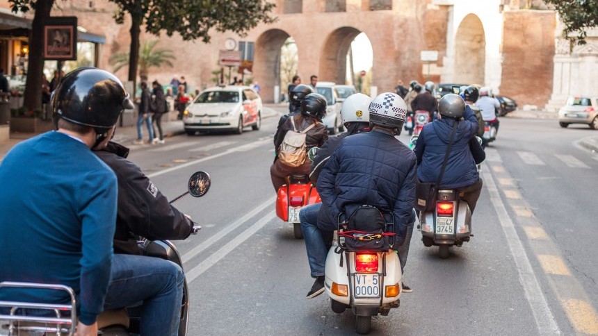 vespa_tour_rome_vetdmc.jpg